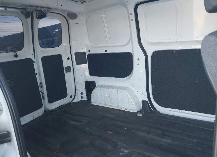 Photo 8 of 2015 Nissan Nv200 SV (VIN 3N6CM0KN7FK704995)