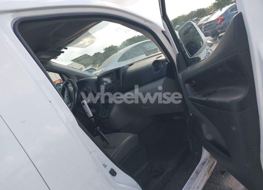 Photo 5 of 2019 Nissan Nv200 SV (VIN 3N6CM0KN7KK705560)