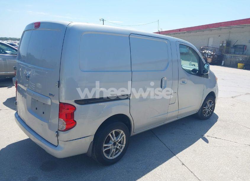 Photo 4 of 2013 Nissan Nv200 SV (VIN 3N6CM0KN8DK690795)