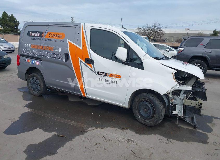 2015 Nissan Nv200 SV (VIN 3N6CM0KN8FK727671) main photo