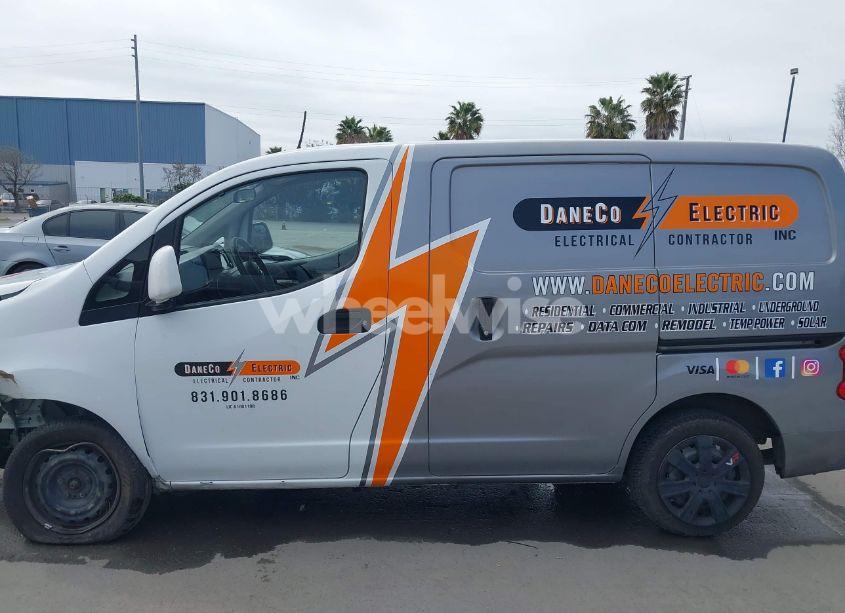 Photo 15 of 2015 Nissan Nv200 SV (VIN 3N6CM0KN8FK727671)