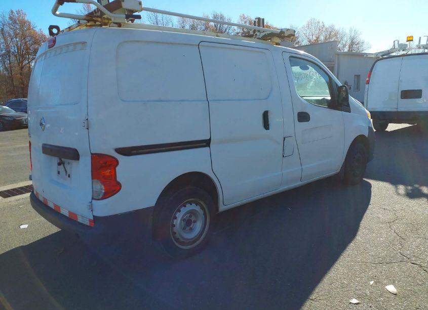 Photo 4 of 2015 Nissan Nv200 S/SV (VIN 3N6CM0KN8FK734846)