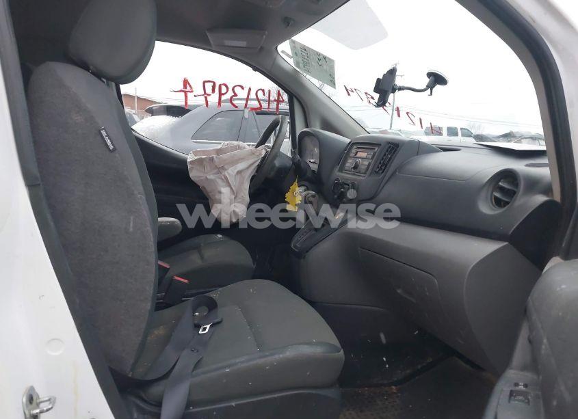 Photo 5 of 2015 Nissan Nv200 SV (VIN 3N6CM0KN9FK705758)