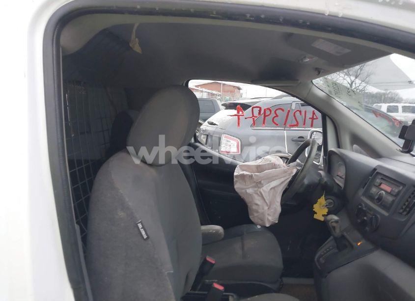 Photo 8 of 2015 Nissan Nv200 SV (VIN 3N6CM0KN9FK705758)