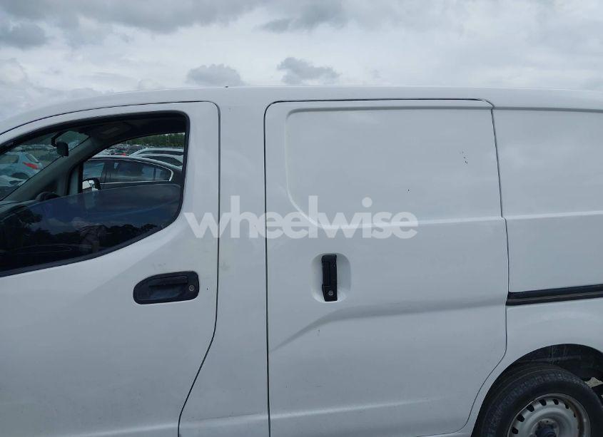 Photo 15 of 2015 Nissan Nv200 S (VIN 3N6CM0KNXFK728840)
