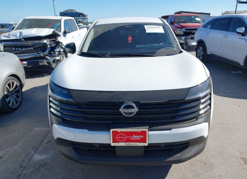 Photo 12 of 2025 Nissan Kicks S (VIN 3N8AP6BA3SL314681)