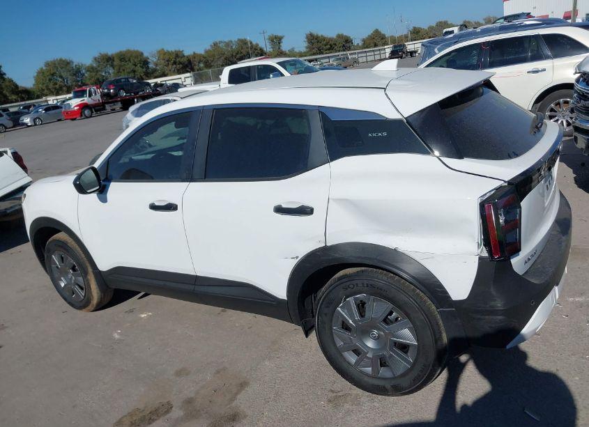 Photo 14 of 2025 Nissan Kicks S (VIN 3N8AP6BA3SL314681)