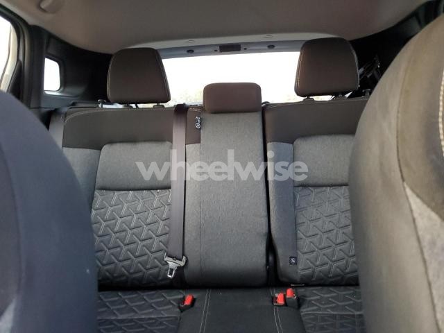 Photo 9 of 2025 NISSAN KICKS SV N/A (VIN 3N8AP6CA2SL435815)