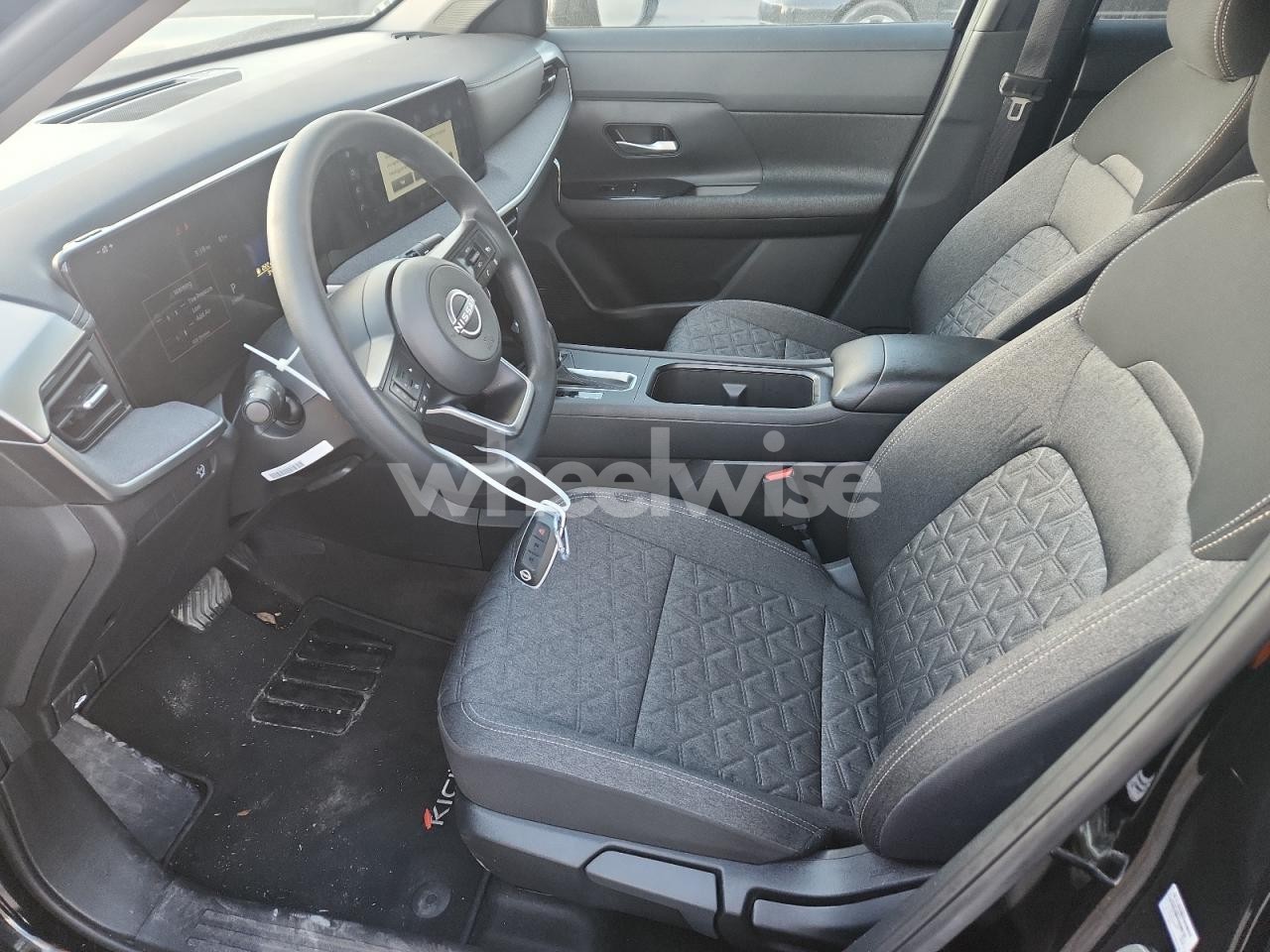 Photo 7 of 2025 NISSAN KICKS SV (VIN 3N8AP6CA8SL418839)