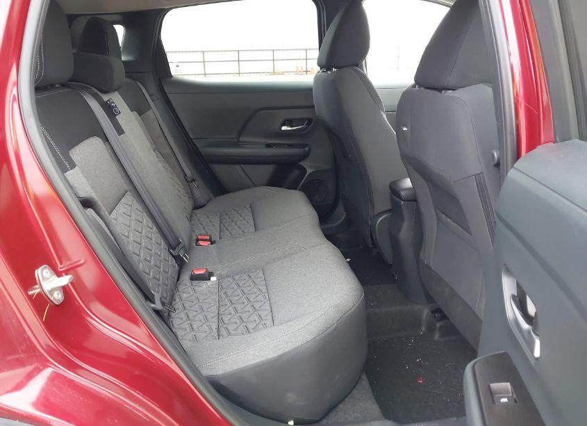 Photo 8 of 2025 Nissan Kicks SV (VIN 3N8AP6CB1SL313620)