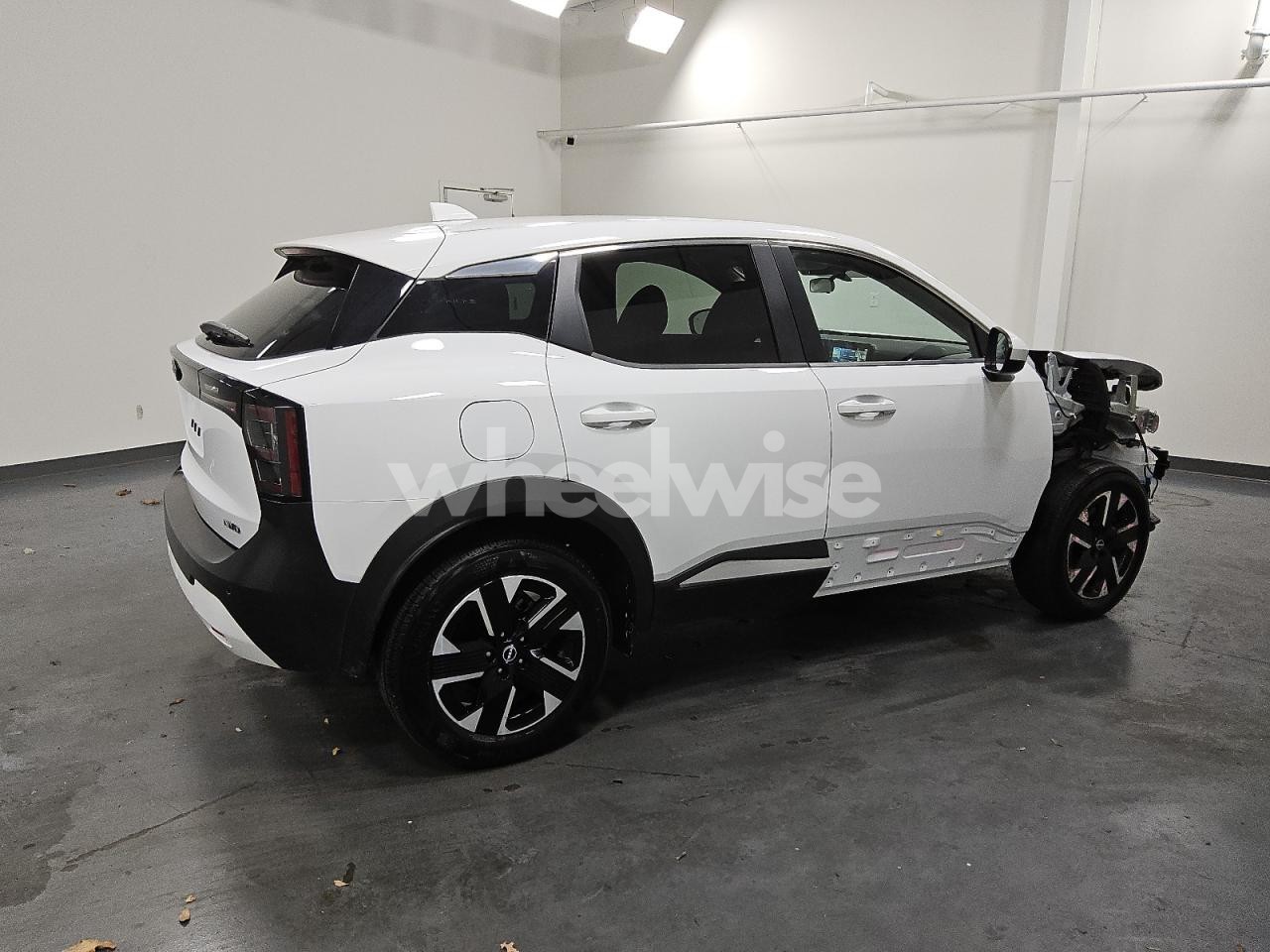 Photo 3 of 2025 NISSAN KICKS SV N/A (VIN 3N8AP6CBXSL396559)