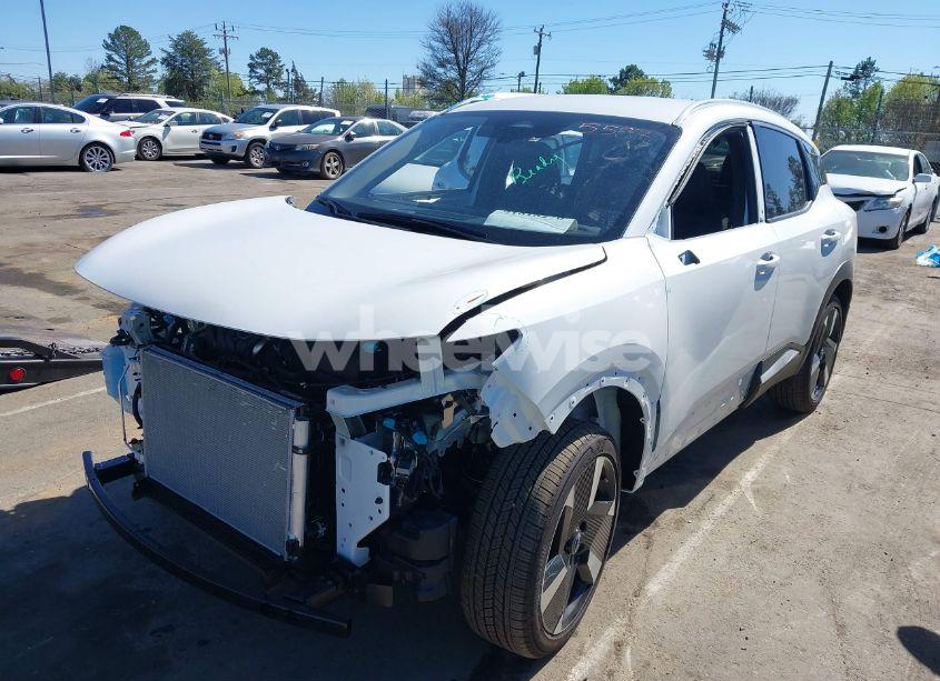 Photo 2 of 2025 Nissan Kicks SR FWD (VIN 3N8AP6DA0SL336411)