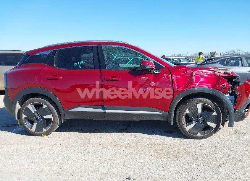 Photo 14 of 2025 Nissan Kicks SR FWD (VIN 3N8AP6DA3SL303659)
