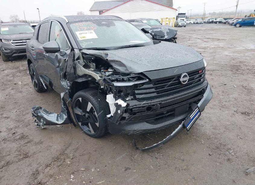 Photo 6 of 2025 Nissan Kicks SR (VIN 3N8AP6DB4SL321113)