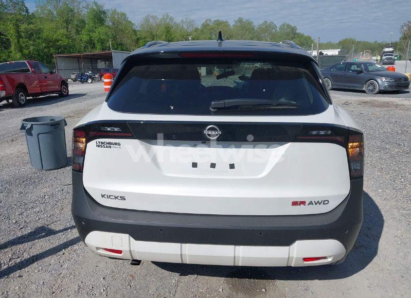 Photo 16 of 2025 Nissan Kicks SR INTELLIGENT AWD (VIN 3N8AP6DBXSL314232)