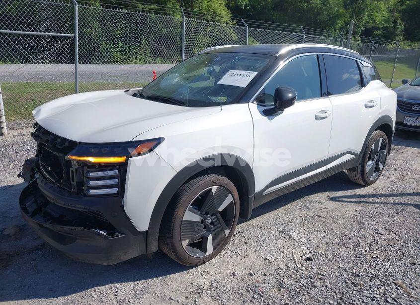 Photo 2 of 2025 Nissan Kicks SR INTELLIGENT AWD (VIN 3N8AP6DBXSL314232)