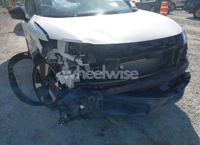 Photo 6 of 2025 Nissan Kicks SR INTELLIGENT AWD (VIN 3N8AP6DBXSL314232)