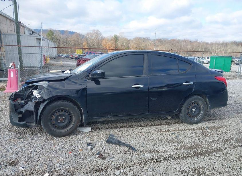 Photo 14 of 2015 Nissan Versa (VIN 3NICN7AP5FL935970)