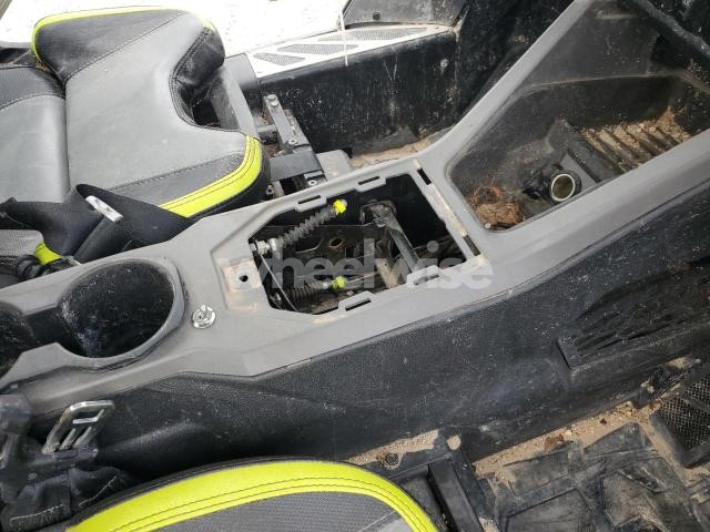 Photo 5 of 2024 POLARIS RZR PRO R ULTIMATE N/A (VIN 3NSRGD2K0RG060392)