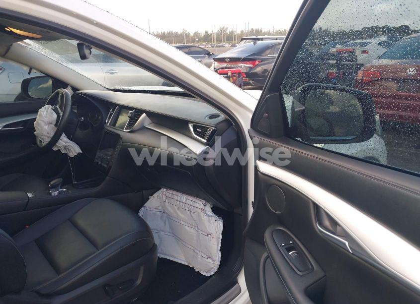 Photo 5 of 2021 Infiniti Qx50 LUXE (VIN 3PCAJ5BA7MF125721)