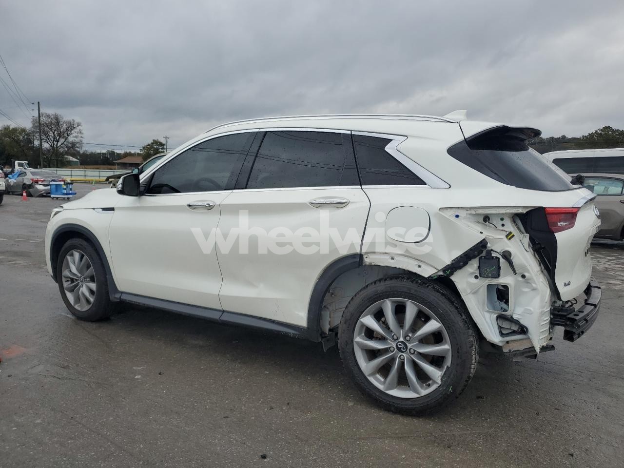 Photo 2 of 2021 INFINITI QX50 LUXE (VIN 3PCAJ5BB1MF119731)