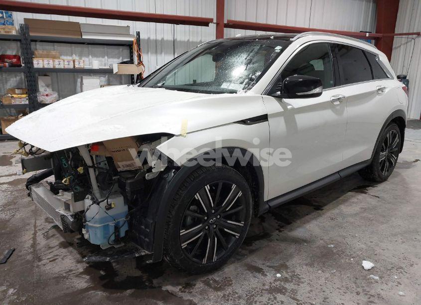 Photo 2 of 2021 Infiniti Qx50 LUXE AWD (VIN 3PCAJ5BB9MF119847)