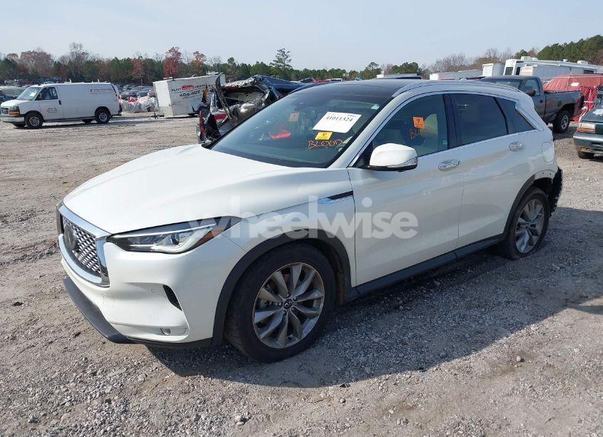 Photo 2 of 2022 Infiniti Qx50 ESSENTIAL (VIN 3PCAJ5CA6NF110434)