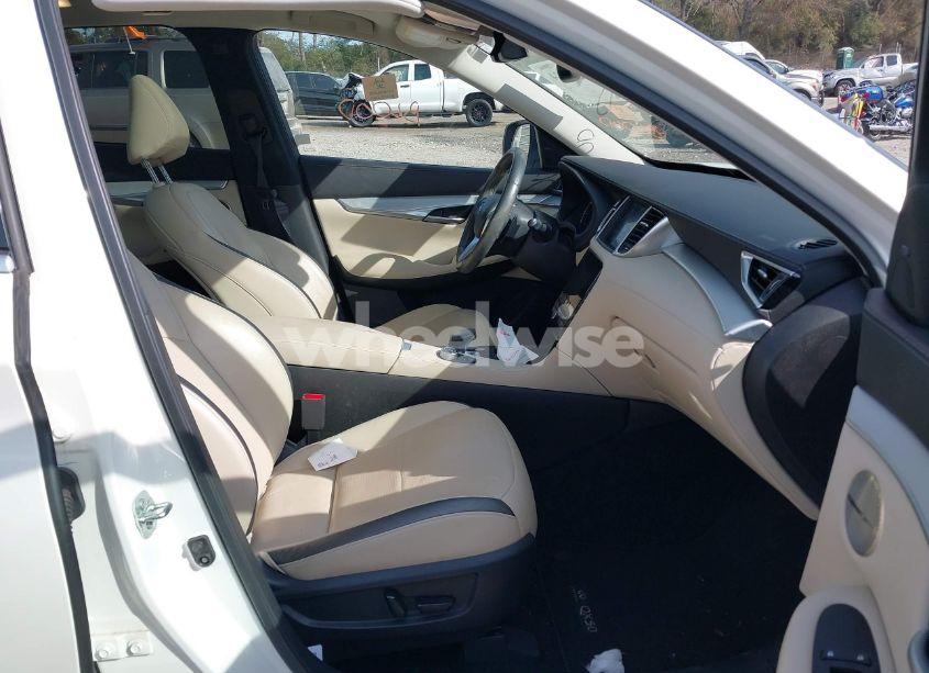 Photo 5 of 2022 Infiniti Qx50 ESSENTIAL (VIN 3PCAJ5CA6NF110434)
