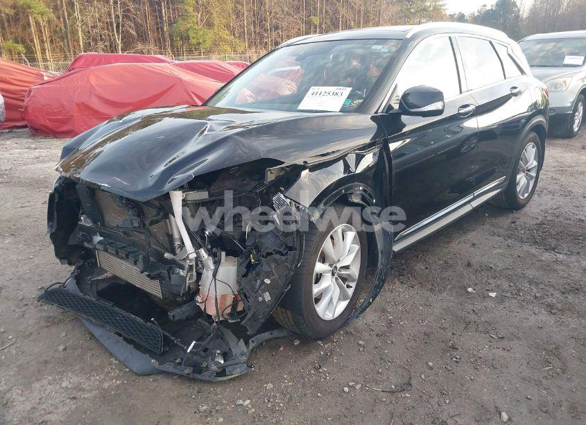 Photo 2 of 2019 Infiniti Qx50 ESSENTIAL (VIN 3PCAJ5M17KF118620)