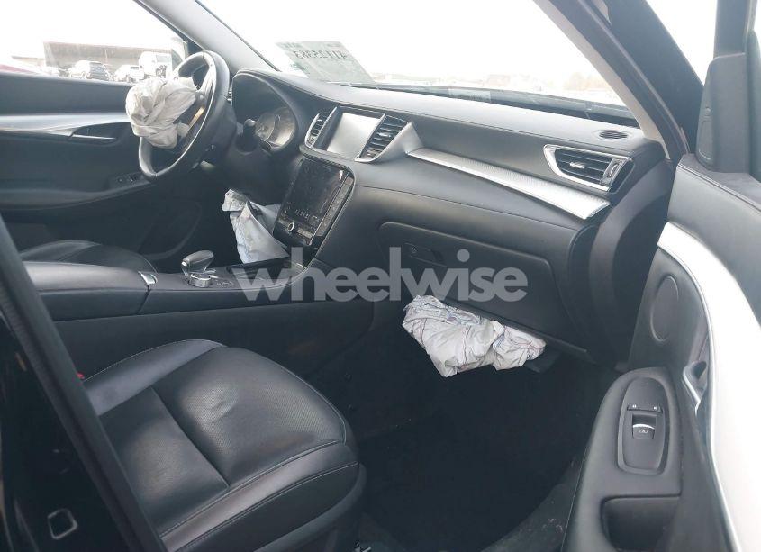 Photo 5 of 2019 Infiniti Qx50 ESSENTIAL (VIN 3PCAJ5M17KF118620)