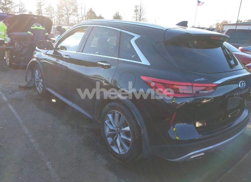 Photo 3 of 2019 Infiniti Qx50 ESSENTIAL (VIN 3PCAJ5M17KF132582)