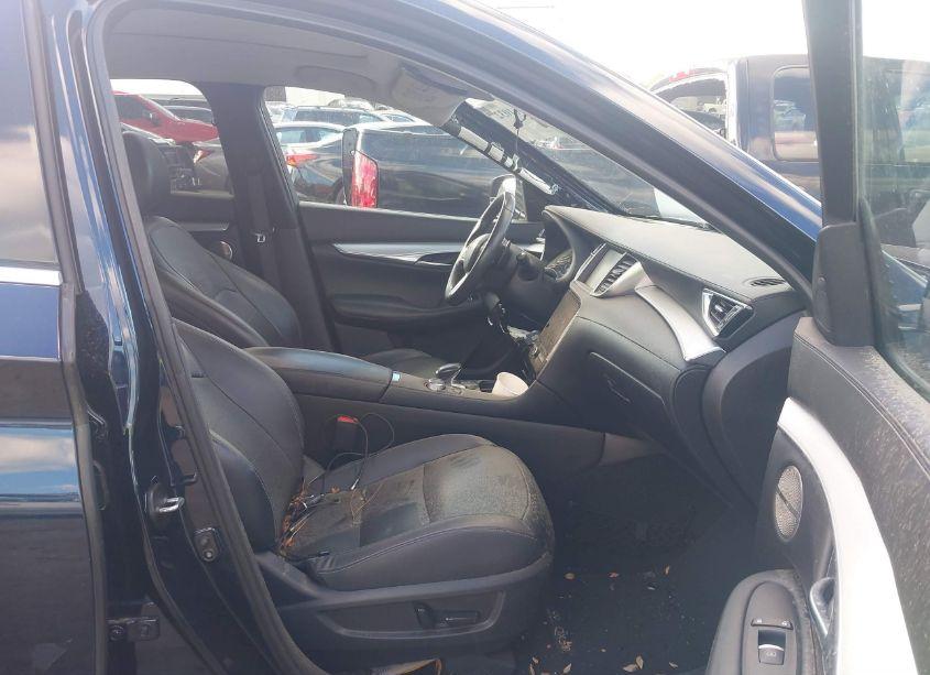 Photo 5 of 2019 Infiniti Qx50 ESSENTIAL (VIN 3PCAJ5M18KF108002)