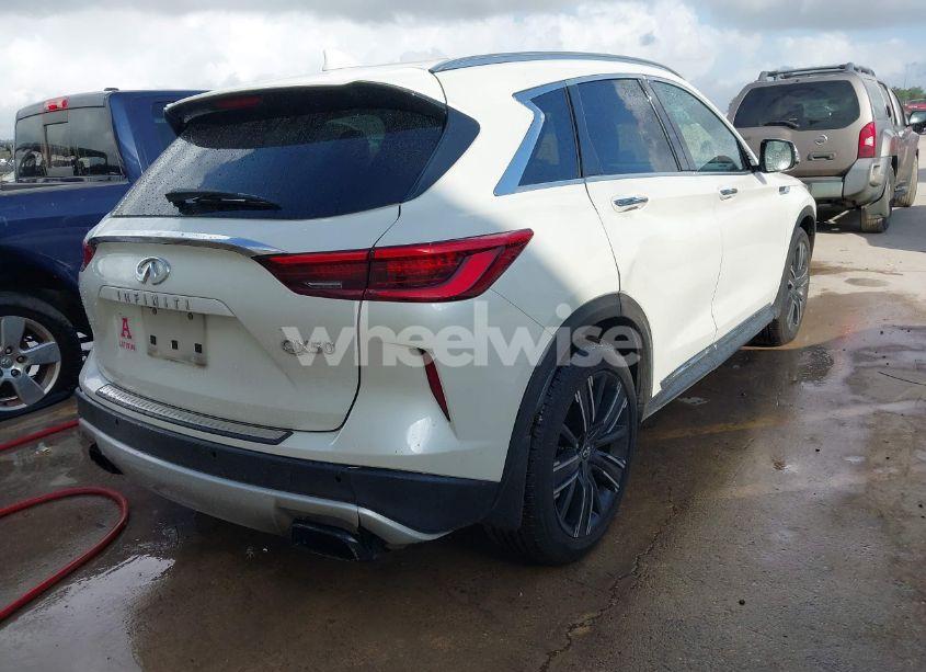 Photo 4 of 2019 Infiniti Qx50 (VIN 3PCAJ5M18KF122093)