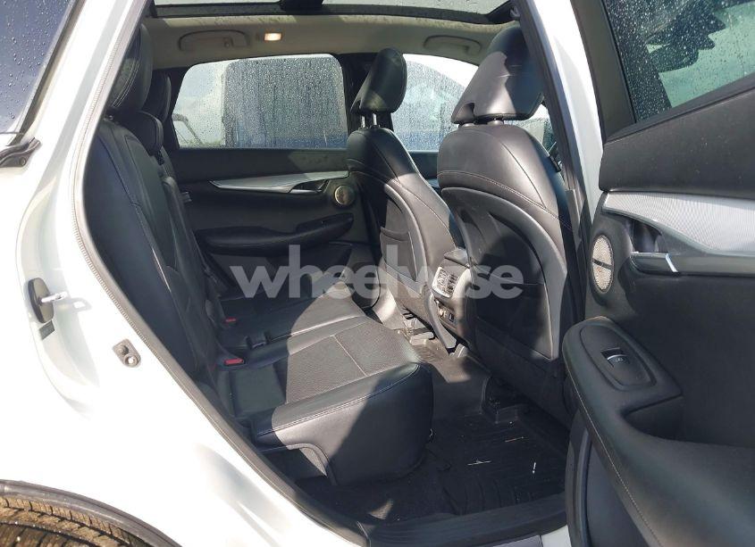 Photo 8 of 2019 Infiniti Qx50 (VIN 3PCAJ5M18KF122093)