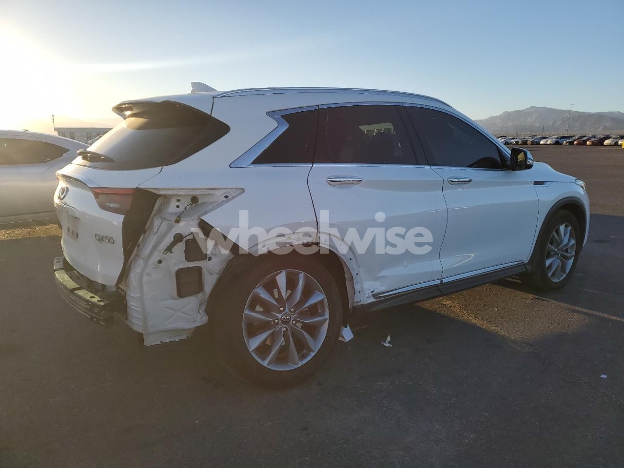 Photo 3 of 2020 INFINITI QX50 PURE N/A (VIN 3PCAJ5M18LF120684)