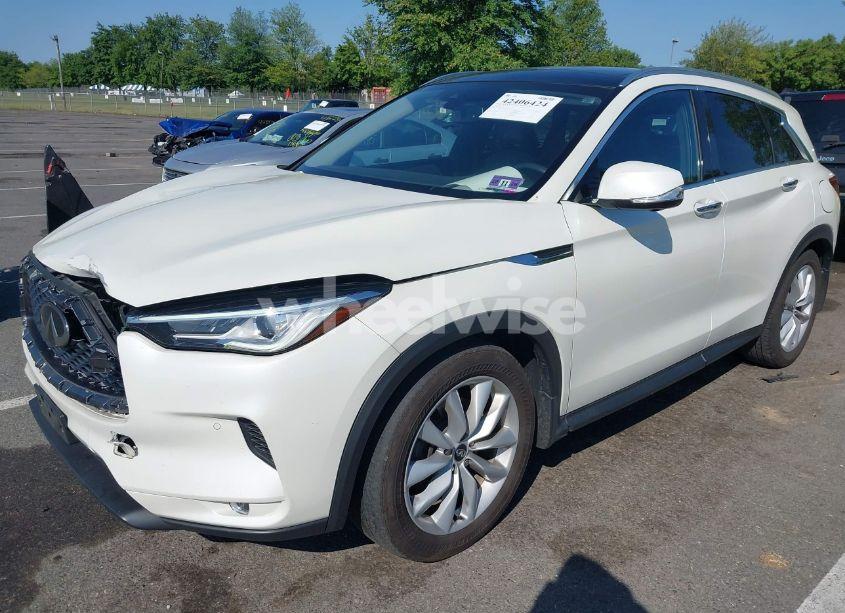 Photo 2 of 2019 Infiniti Qx50 ESSENTIAL (VIN 3PCAJ5M32KF119272)