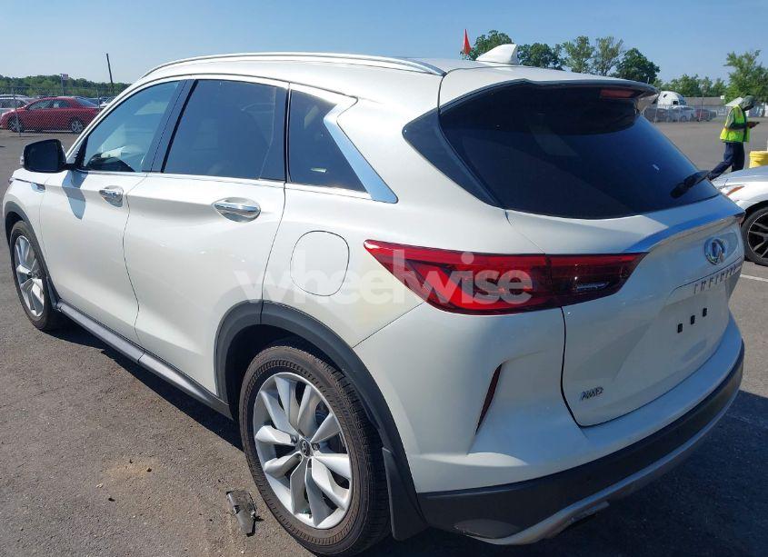 Photo 3 of 2019 Infiniti Qx50 ESSENTIAL (VIN 3PCAJ5M32KF119272)