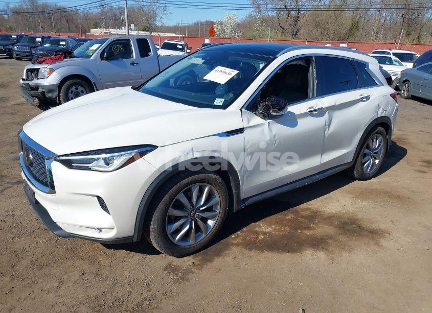 Photo 2 of 2020 Infiniti Qx50 LUXE AWD (VIN 3PCAJ5M33LF105608)