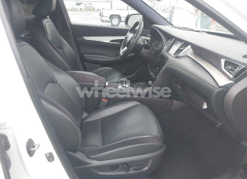 Photo 5 of 2019 Infiniti Qx50 ESSENTIAL (VIN 3PCAJ5M34KF102389)