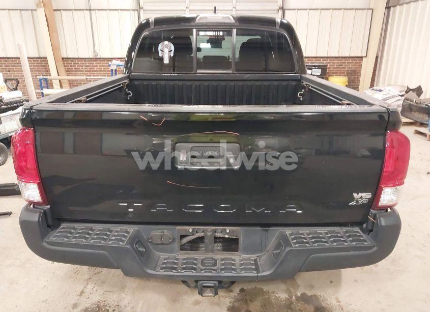 Photo 17 of 2016 Toyota Tacoma SR5 V6 (VIN 3TMAZ5CN0GM013952)