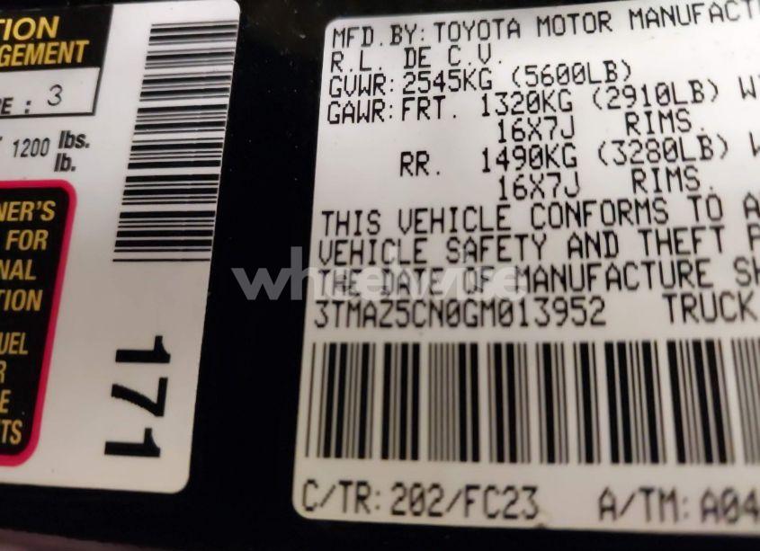 Photo 9 of 2016 Toyota Tacoma SR5 V6 (VIN 3TMAZ5CN0GM013952)