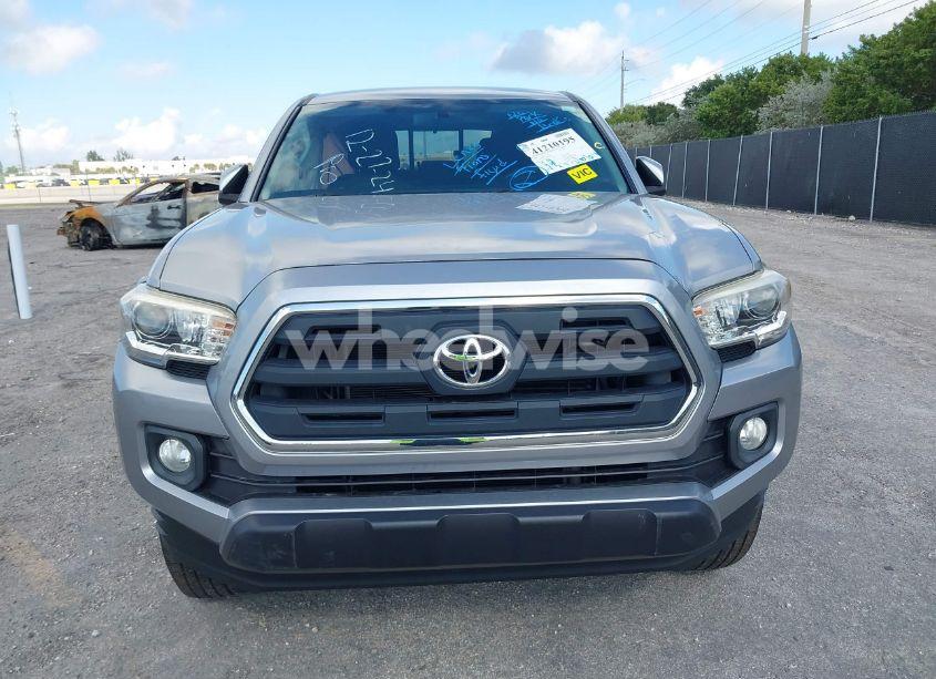 Photo 12 of 2016 Toyota Tacoma SR5 V6 (VIN 3TMAZ5CN0GM019914)