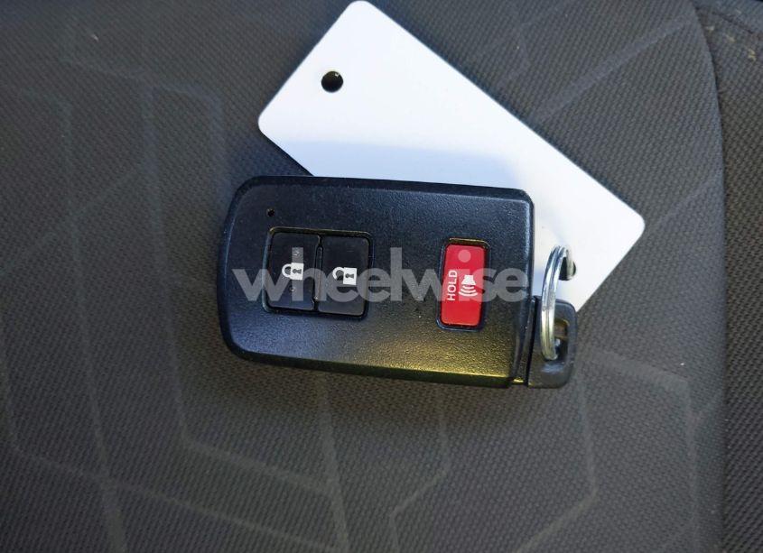 Photo 11 of 2017 Toyota Tacoma TRD SPORT (VIN 3TMAZ5CN0HM039064)