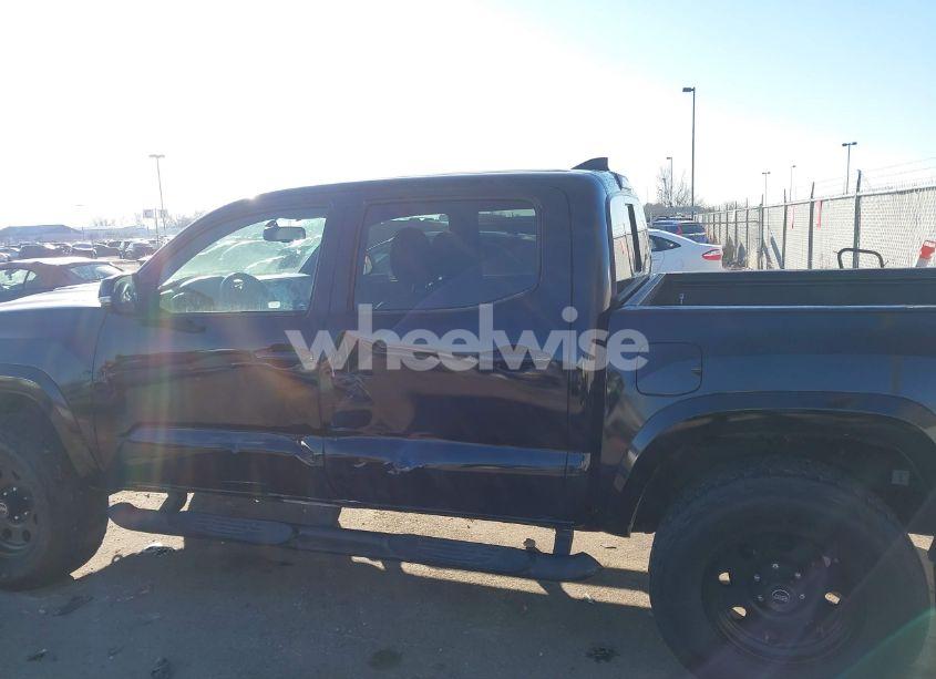 Photo 14 of 2017 Toyota Tacoma TRD SPORT (VIN 3TMAZ5CN0HM039064)