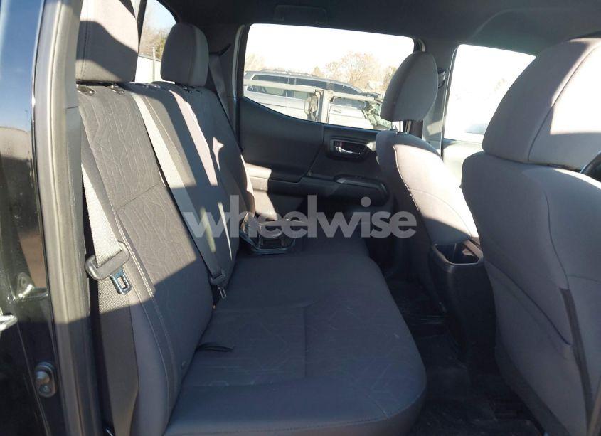 Photo 8 of 2017 Toyota Tacoma TRD SPORT (VIN 3TMAZ5CN0HM039064)