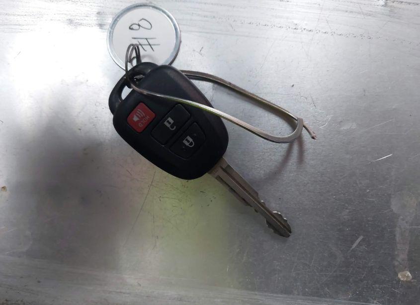 Photo 10 of 2018 Toyota Tacoma SR5 V6 (VIN 3TMAZ5CN0JM074662)