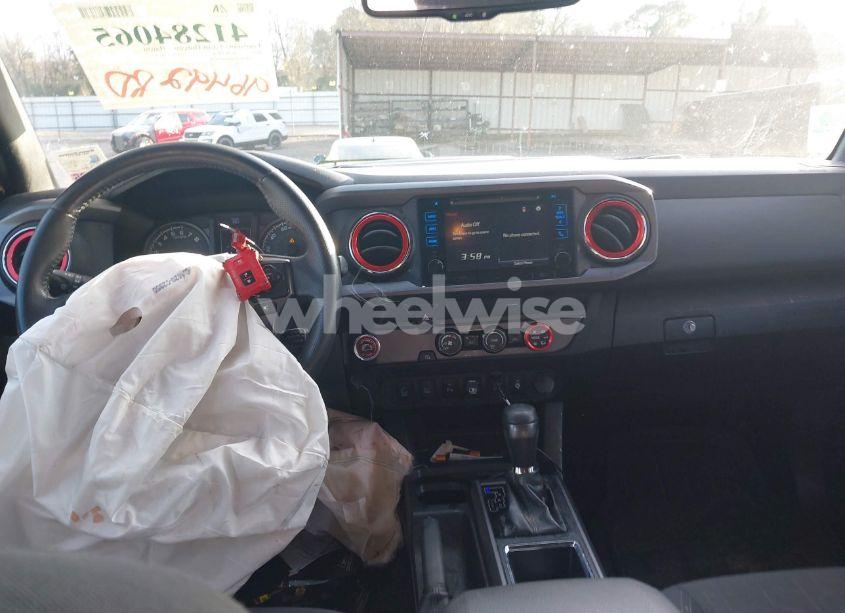 Photo 22 of 2019 Toyota Tacoma TRD SPORT (VIN 3TMAZ5CN0KM078678)