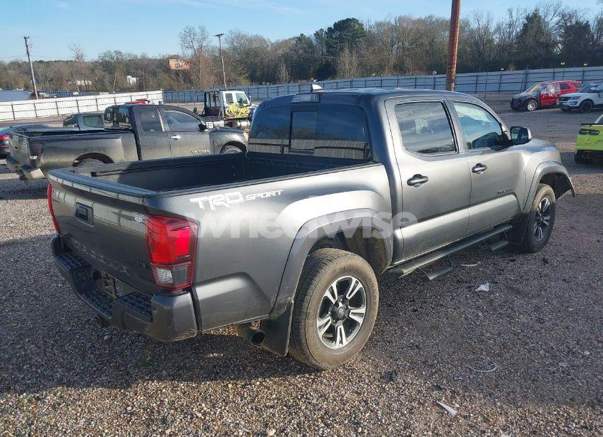 Photo 4 of 2019 Toyota Tacoma TRD SPORT (VIN 3TMAZ5CN0KM078678)