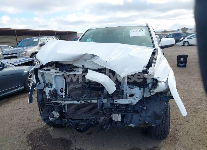 Photo 6 of 2019 Toyota Tacoma SR5 V6 (VIN 3TMAZ5CN0KM089857)