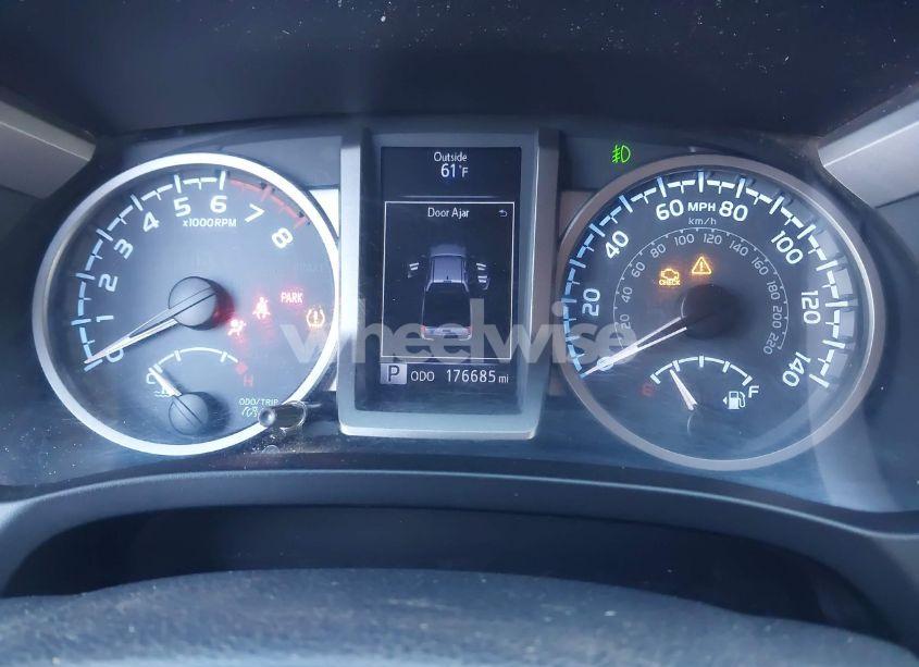 Photo 7 of 2019 Toyota Tacoma SR5 V6 (VIN 3TMAZ5CN0KM104096)